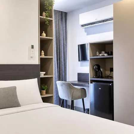 Urban 19 Residences Luxury *