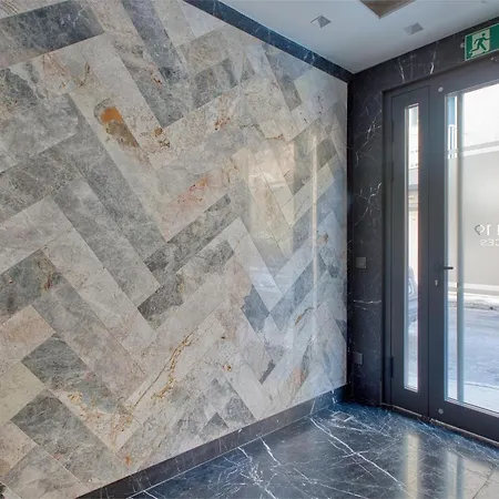 Urban 19 Residences Luxury Inn